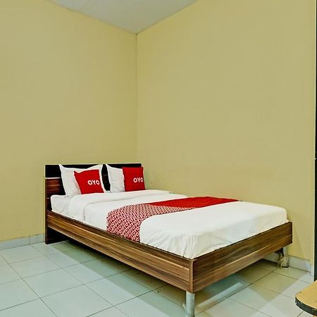 Oyo 91532 Malioboro Guesthouse Yogyakarta Bagian luar foto