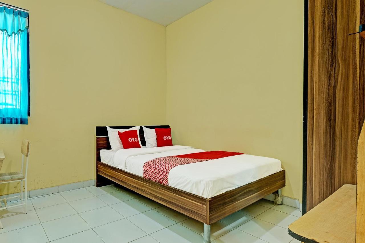Oyo 91532 Malioboro Guesthouse Yogyakarta Bagian luar foto