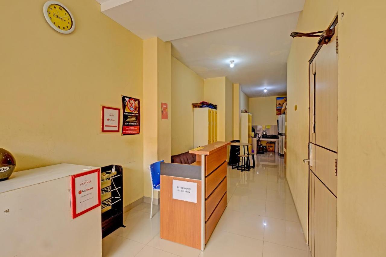 Oyo 91532 Malioboro Guesthouse Yogyakarta Bagian luar foto