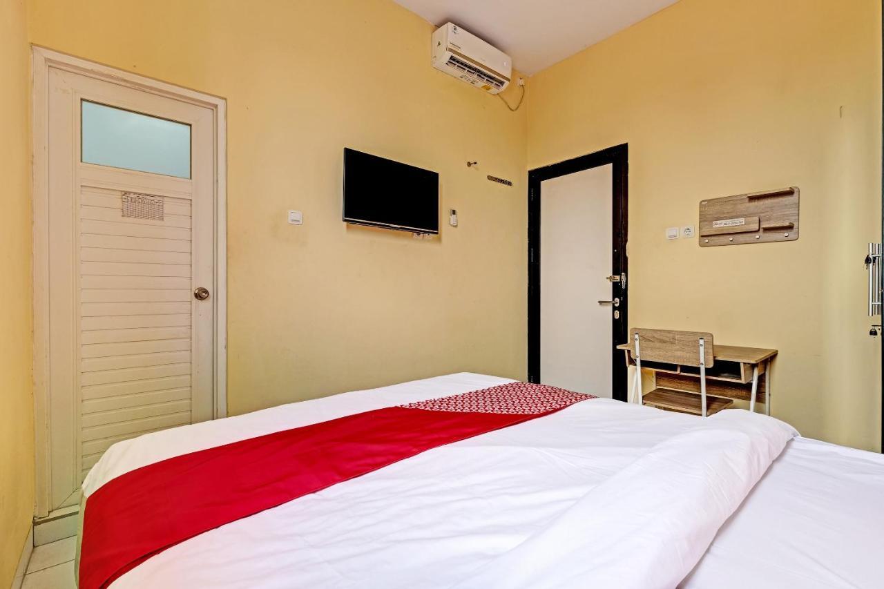 Oyo 91532 Malioboro Guesthouse Yogyakarta Bagian luar foto