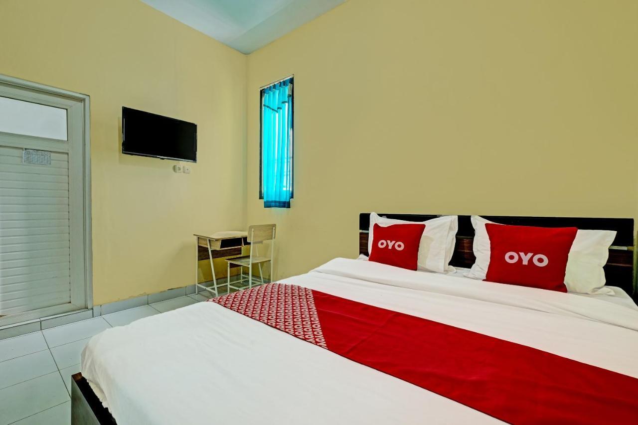 Oyo 91532 Malioboro Guesthouse Yogyakarta Bagian luar foto