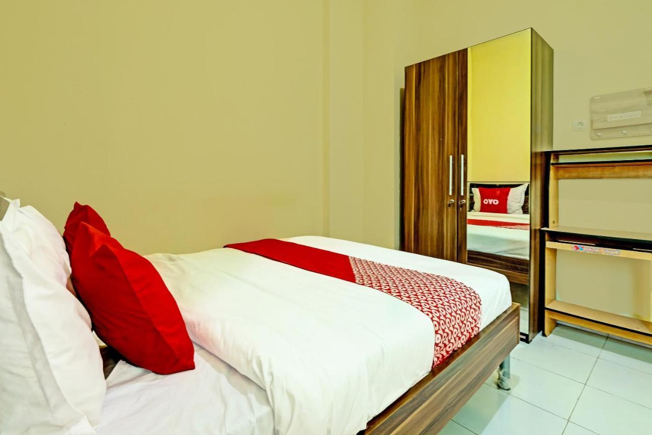 Oyo 91532 Malioboro Guesthouse Yogyakarta Bagian luar foto